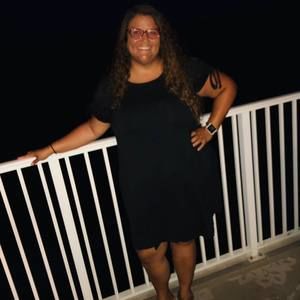 Meet your Posher, Leticia